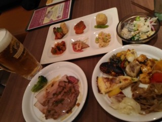グランビュッフェ 堺北花田店　テーブルの食べ物