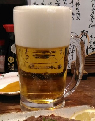 徳田酒店　生ビール（390円　500ml）