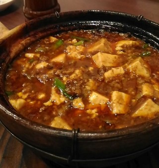 新中国料理 HARAKAWA(ハラカワ)　陳麻婆豆腐、土鍋仕立て(1,100円)